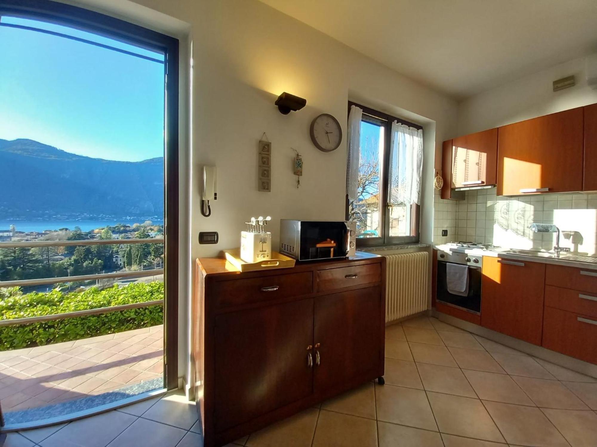 Lake And Guzzi View - Holiday Home Мандельо дел Ларио Екстериор снимка